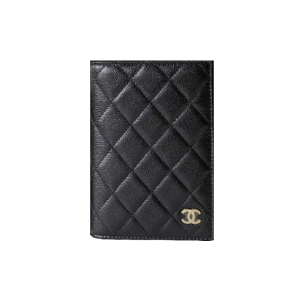 샤넬 클래식 캐비어 여권지갑 블랙 금장
