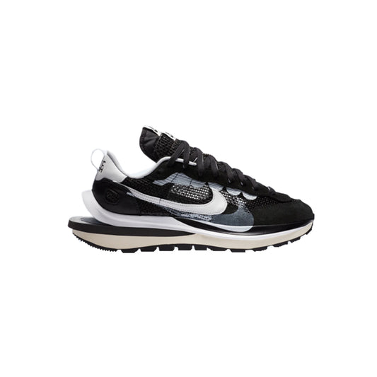 나이키 사카이 베이퍼와플 블랙 화이트